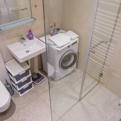 Alquiler de un espacioso apartamento de 2 habitaciones, 67 m², centro de la ciudad, Belgrado, Serbia